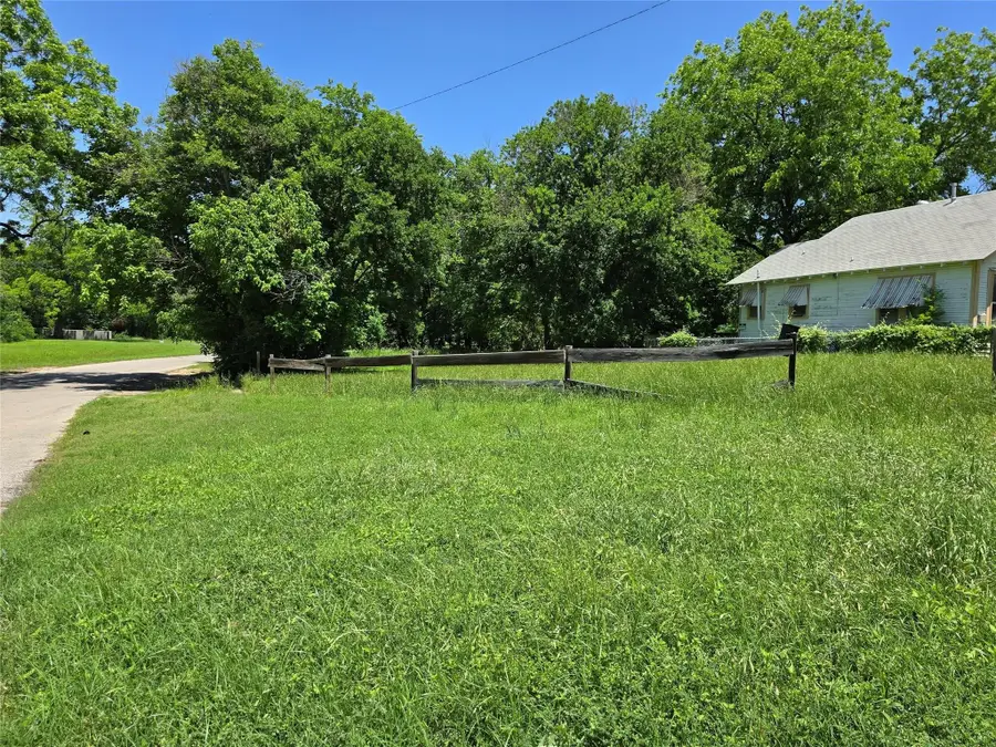 2203 Rockefeller Boulevard, Dallas, TX 75203 - Image #2