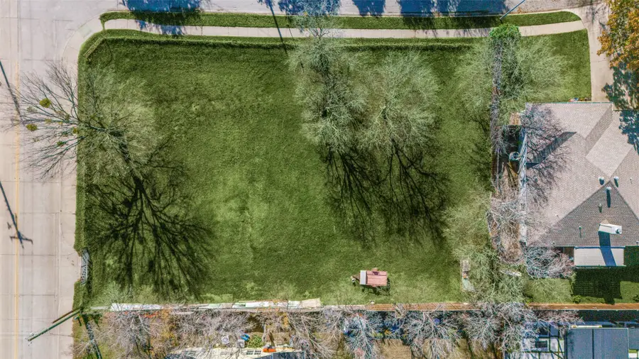 309 N Main Street, Grapevine, TX 76051 - #3