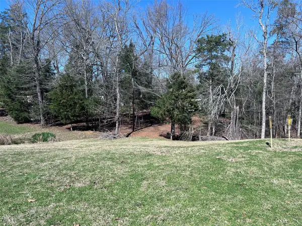 10903 Oakdale, Tyler, TX 75707