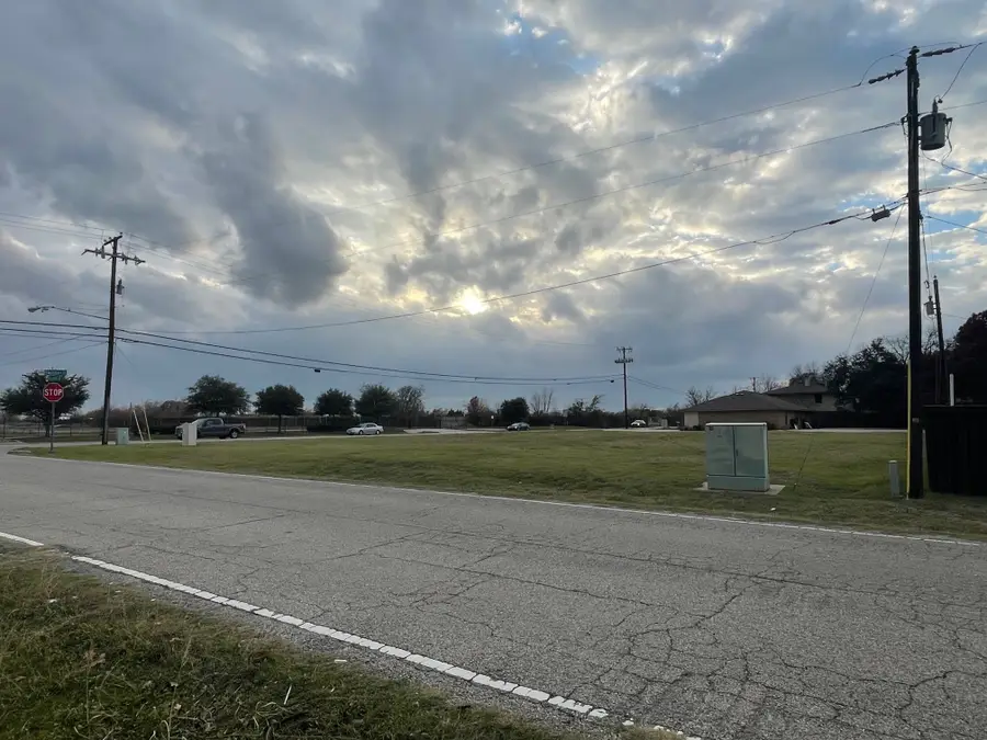 201 Swisher Road, Lake Dallas, TX 75065 - Image #3