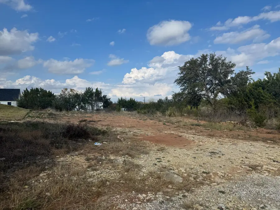 3208 Crystal Court, Granbury, TX 76048 - Image #3