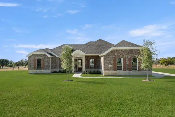 1300 Green Ridge Drive, Weatherford, TX 76085