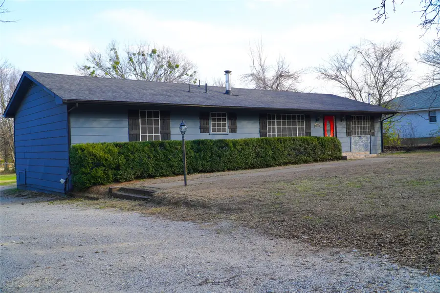 305 N Eastern Street, Keene, TX 76059 - Image #2