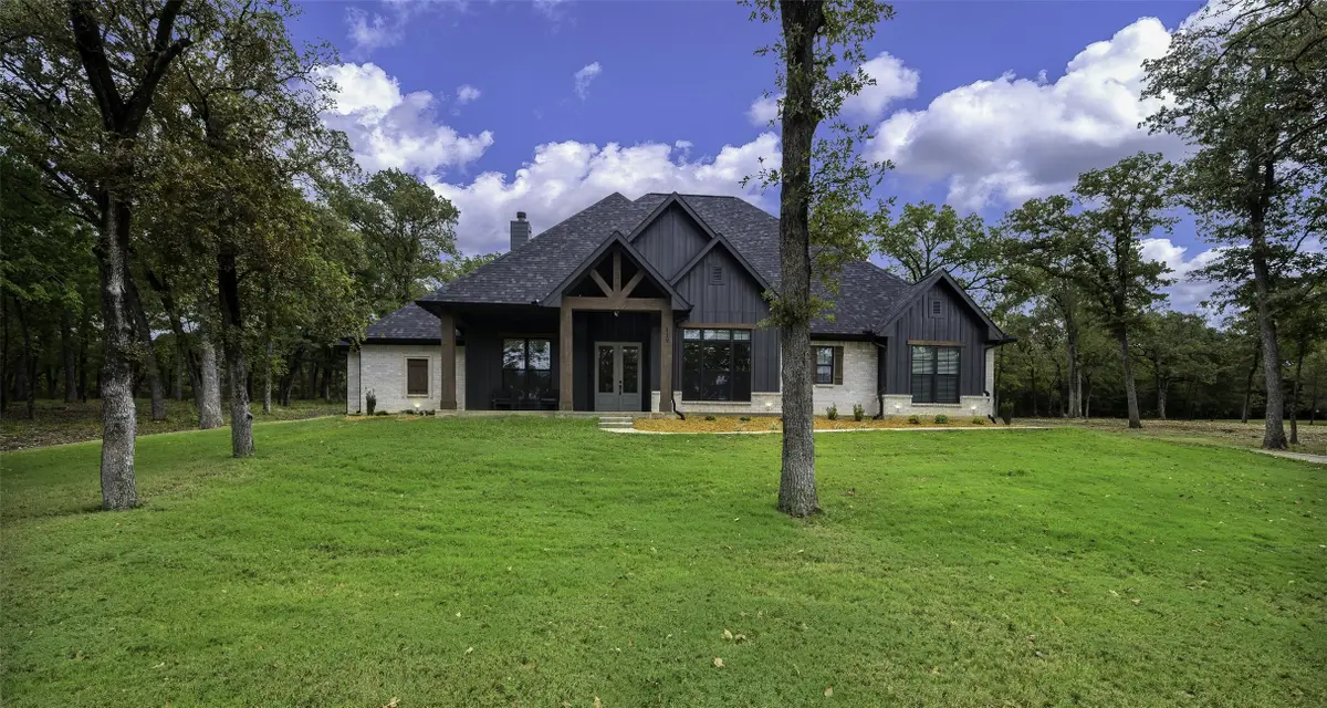 119 Oakbend Trail, Mabank, TX 75147 - Image #1