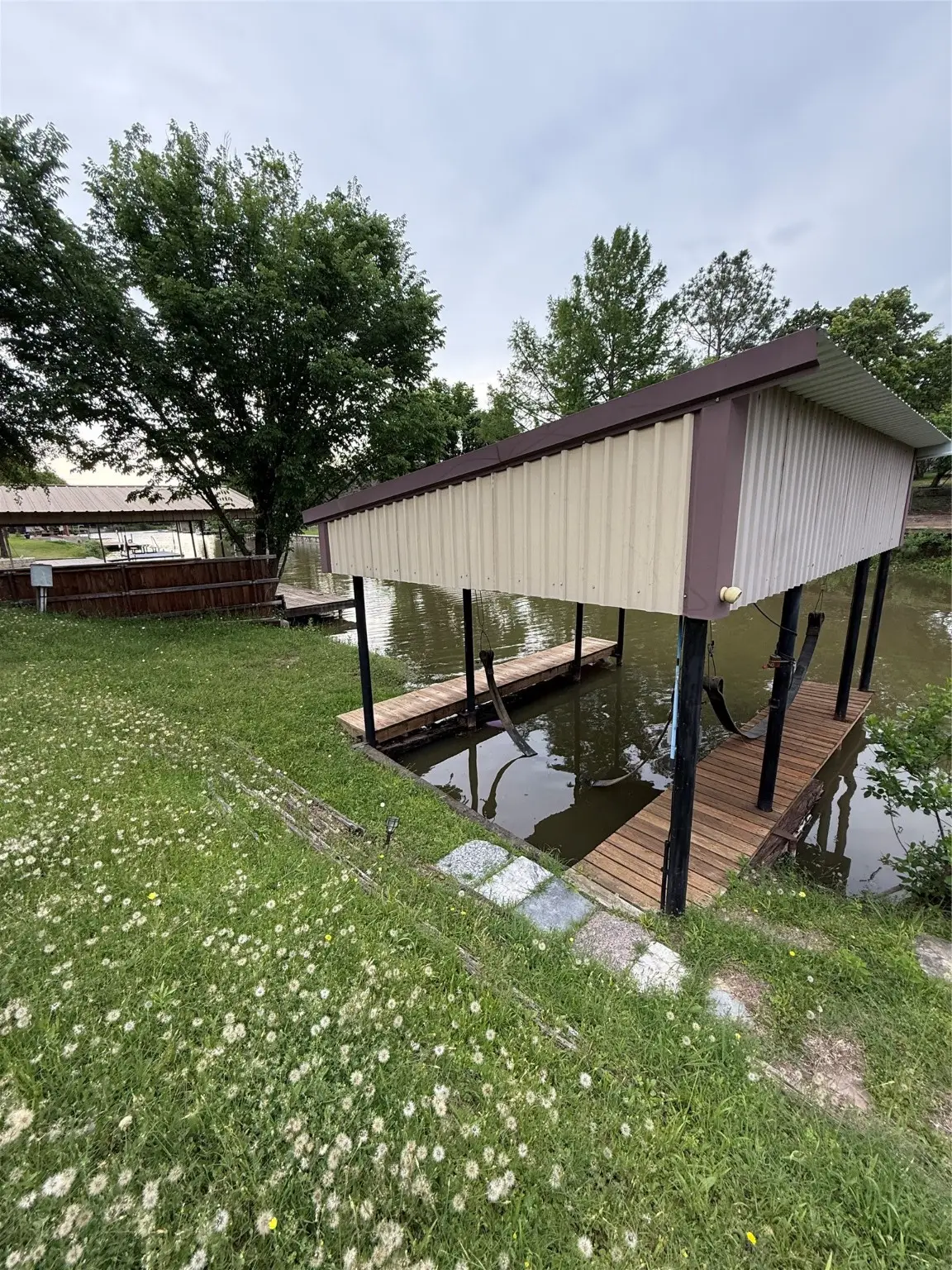 7425 Hickey Road, Azle, TX 76020 - Image #1