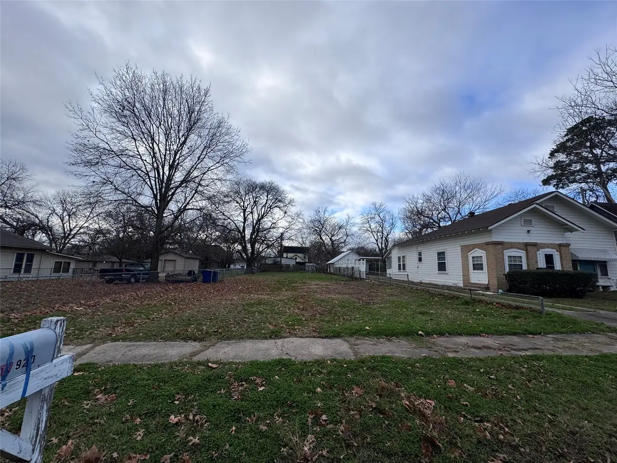 920 W Morgan Street, Denison, TX 75020 - Image #1