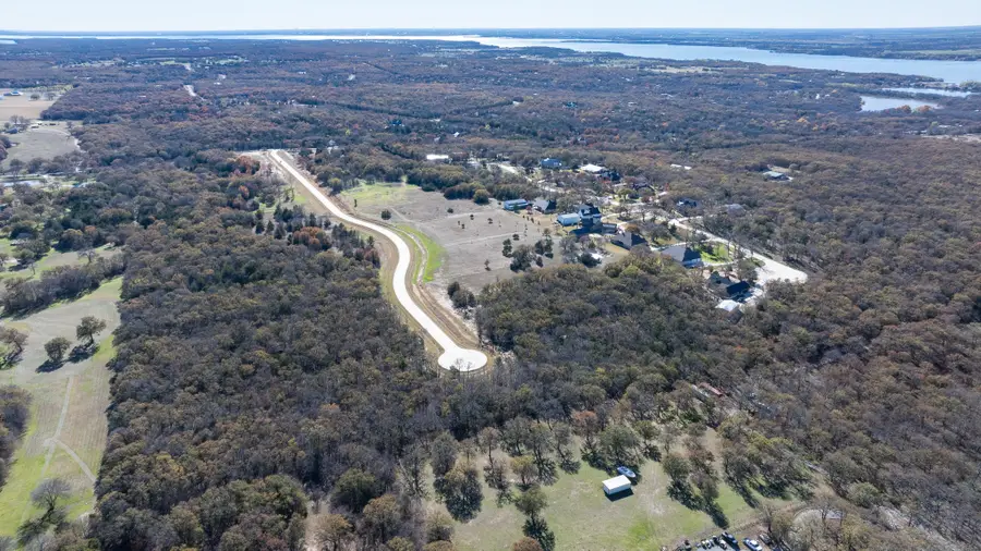 12 Shady Oak Lane, Valley View, TX 76272 - Image #3