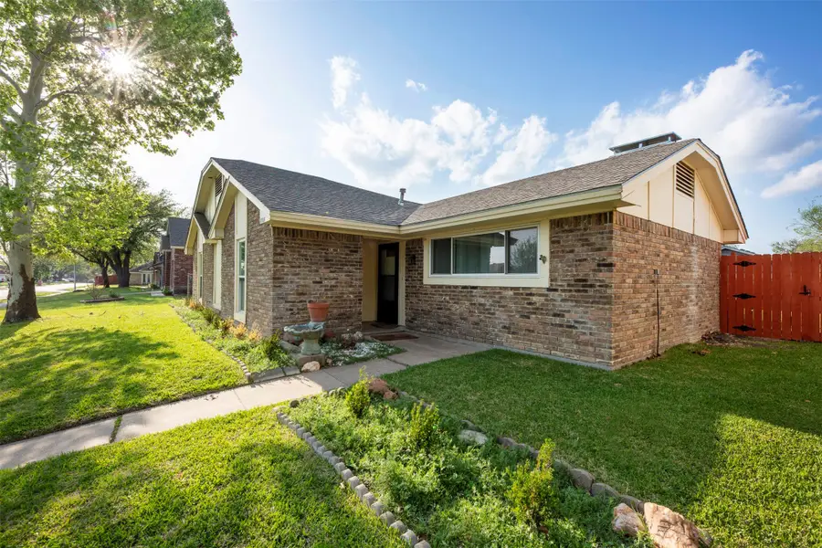 7109 Lakeshore Drive, Rowlett, TX 75089 - Image #3