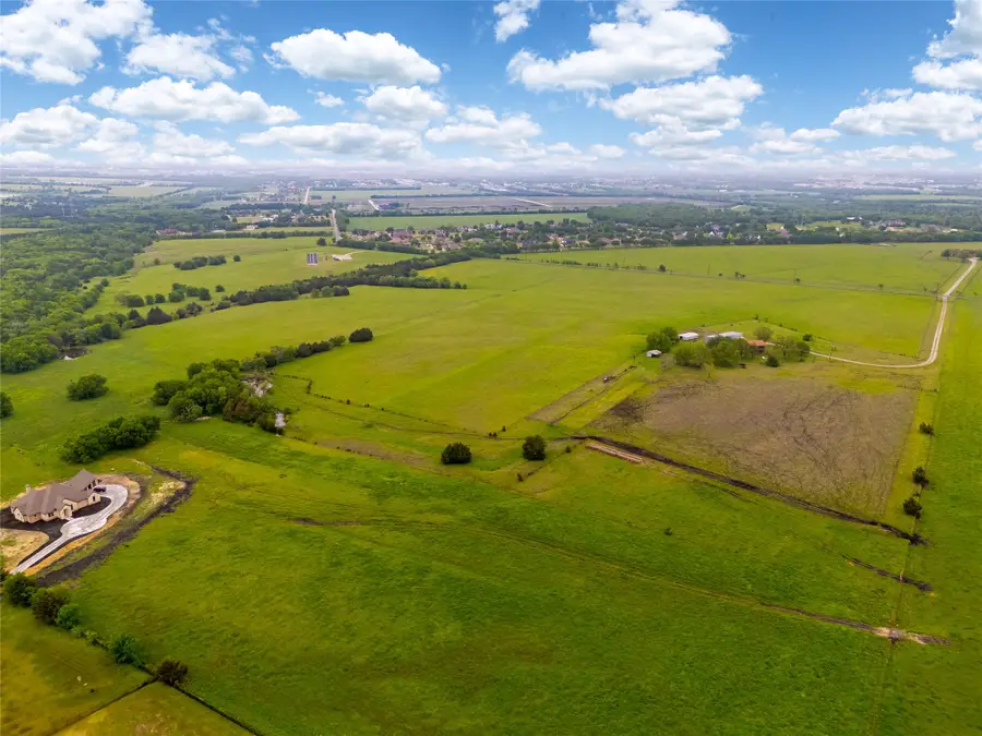 1868 Dowell Road, South Rockwall, TX 75032 - Image #2