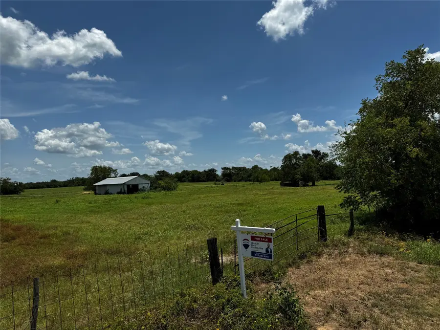 560 Rs County Road 3417, Emory, TX 75440 - Image #2