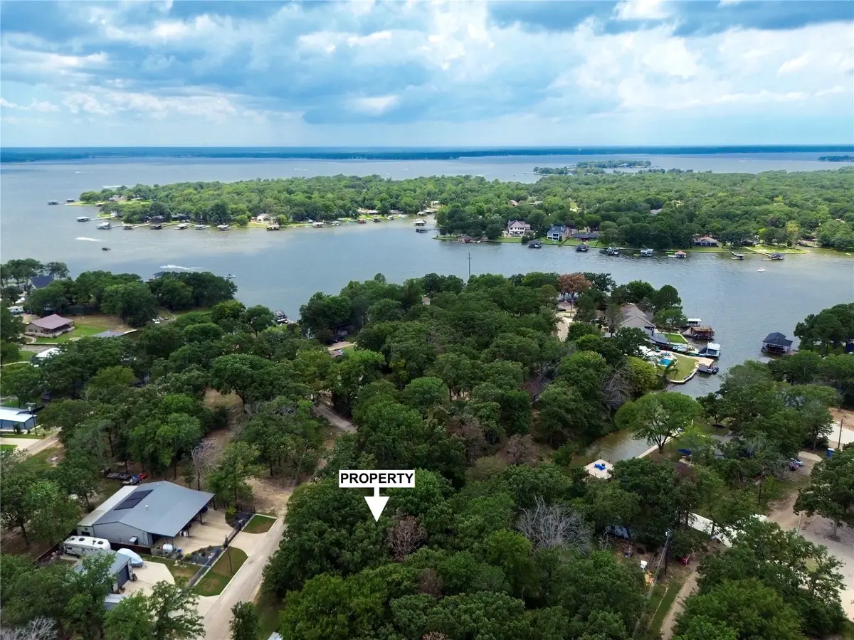 106 Lowe Drive, Mabank, TX 75156 - Image #1