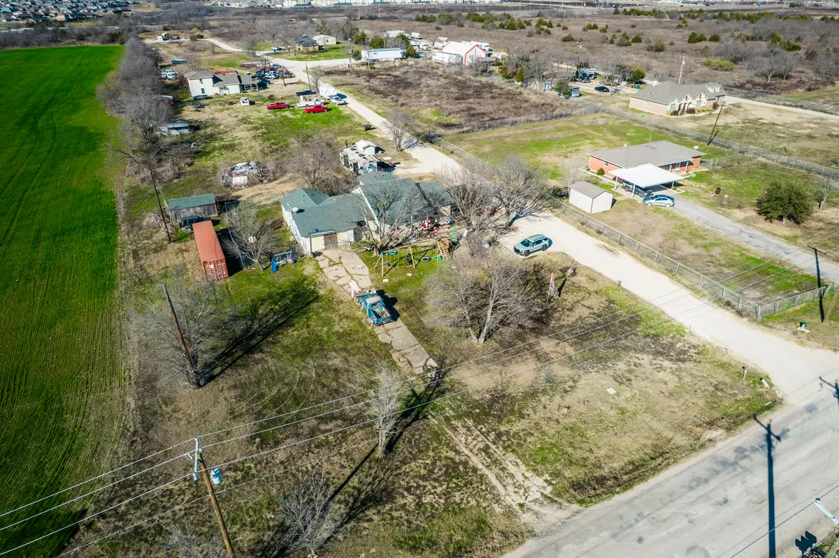 1621 E County Road 109, Venus, TX 76084 - Image #1