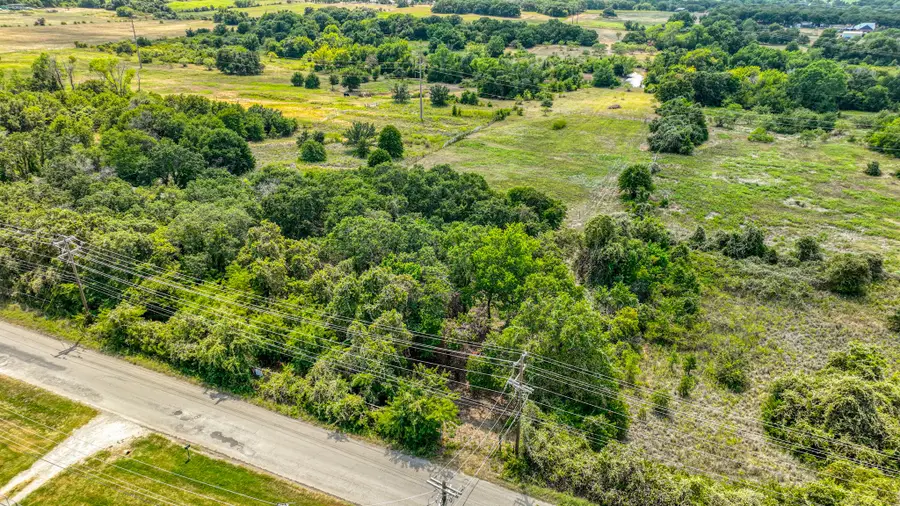 550 New Highland Road, Springtown, TX 76082 - Image #2
