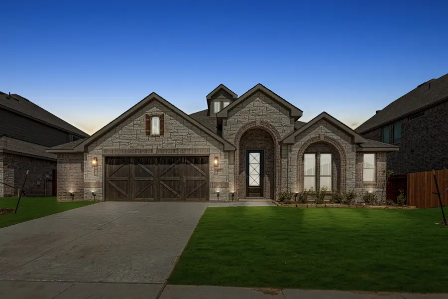 489 Red Maple Road, Waxahachie, TX 75165 - Image #2