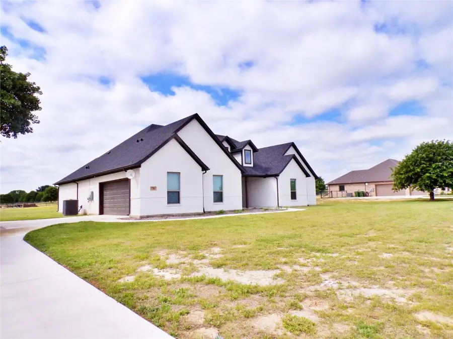 731 County Road 4764, Boyd, TX 76023 - Image #3
