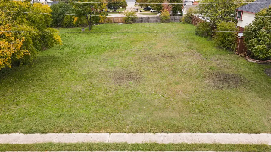 1926 Mayfield Road, Grand Prairie, TX 75052 - Image #3