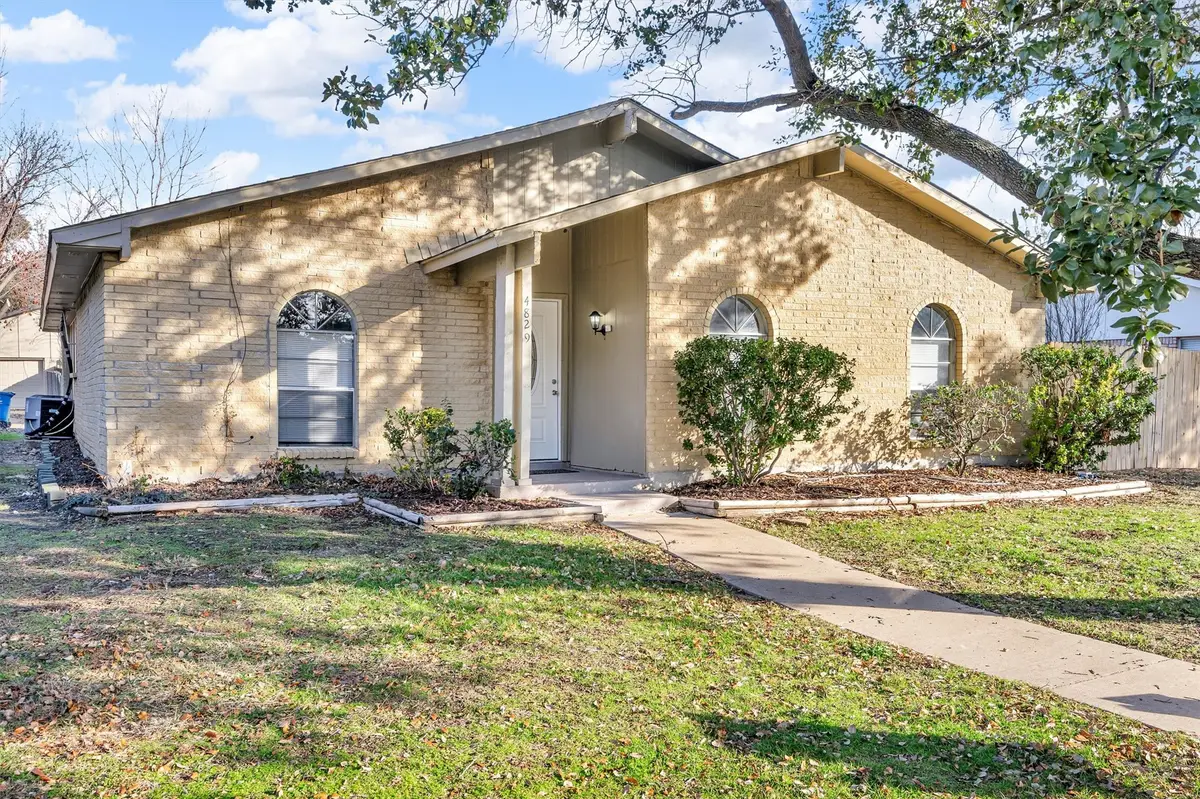 4829 Ash Glen Lane, The Colony, TX 75056 - Image #1