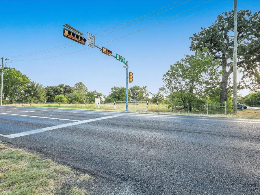 7801 Fishtrap Rd, Cross Roads, TX 76227 - Image #2