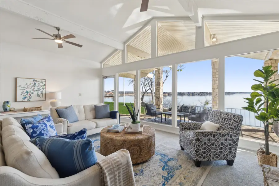 648 S Rough Creek Court, Granbury, TX 76048 - Image #2