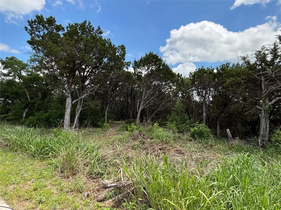 6447 Archerfield Court E, Cleburne, TX 76033 - Image #2