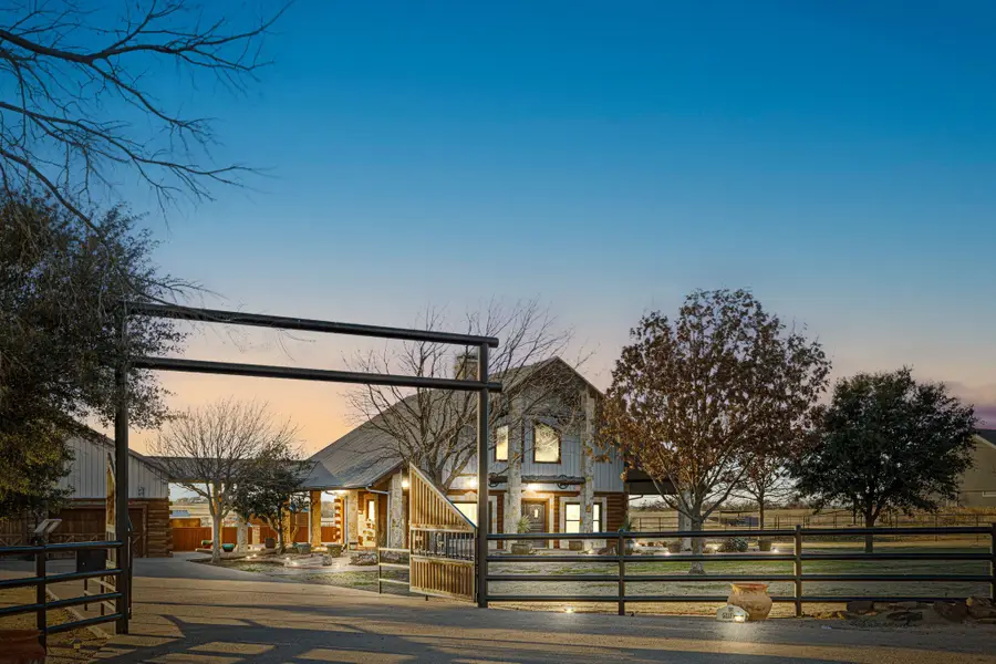 12401 County Road 1002 Road, Godley, TX 76044 - Image #3