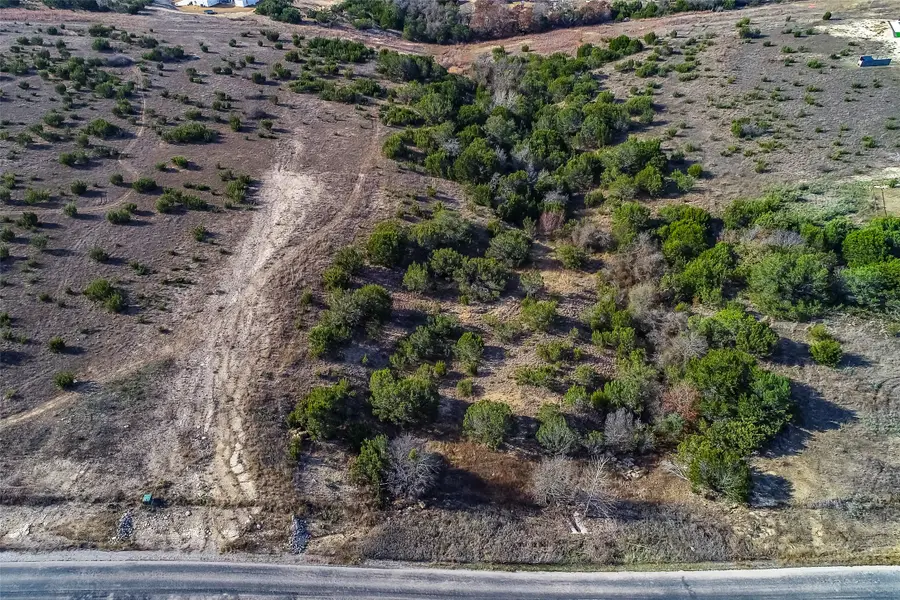 1004 Eagles Bluff Drive, Weatherford, TX 76087 - Image #3