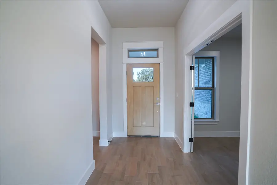 9020 Valley Oak Court, Springtown, TX 76082 - Image #3