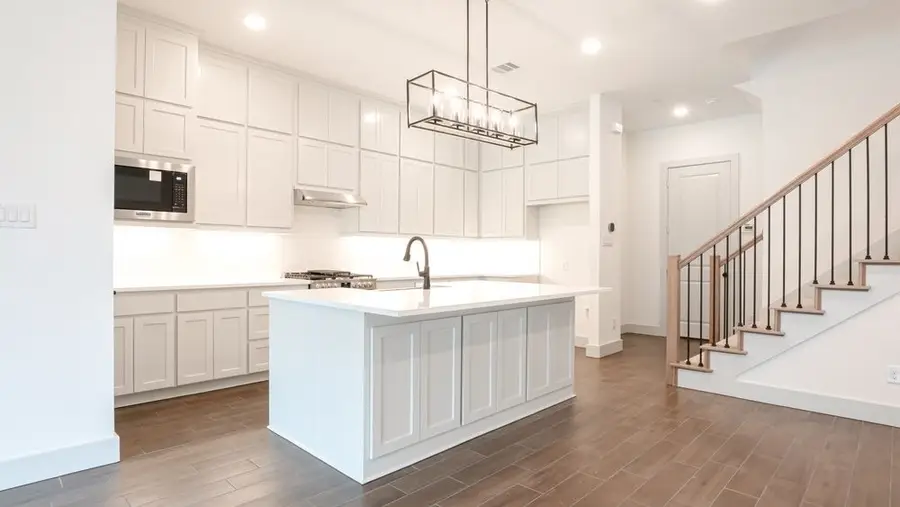 1804 Wittington Place, Farmers Branch, TX 75234 - Image #2