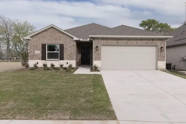 1208 Anderson Drive, Trenton, TX 75490