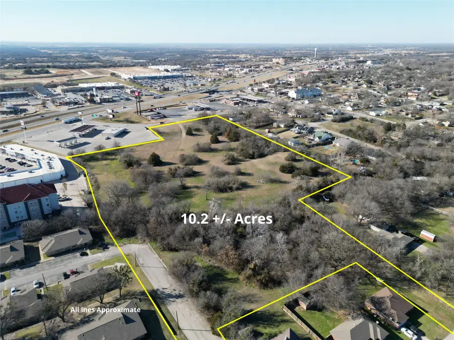 1300 S Trenchard Street S, Decatur, TX 76234 - Image #2