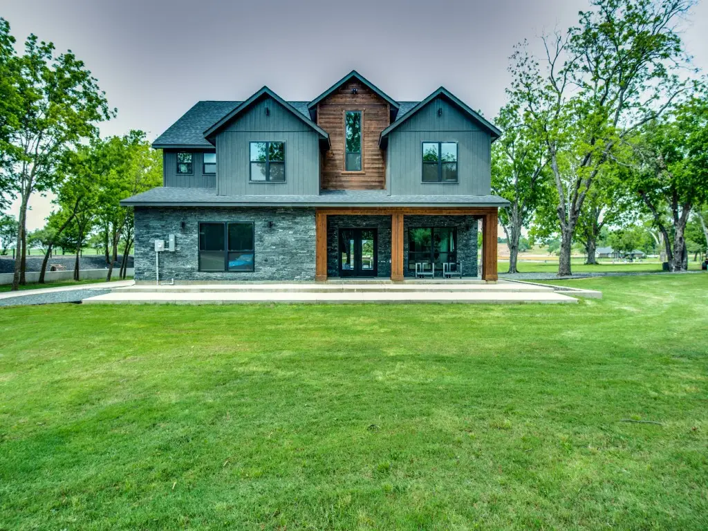 107 Pond Trail, Kemp, TX 75143 - Image #1