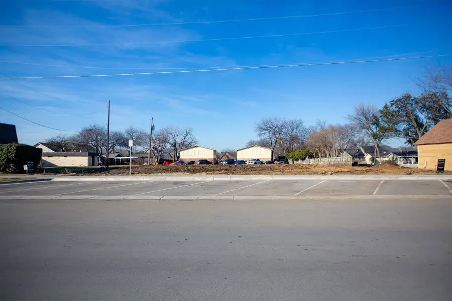 717 E Worth Street, Grapevine, TX 76051 - Image #2