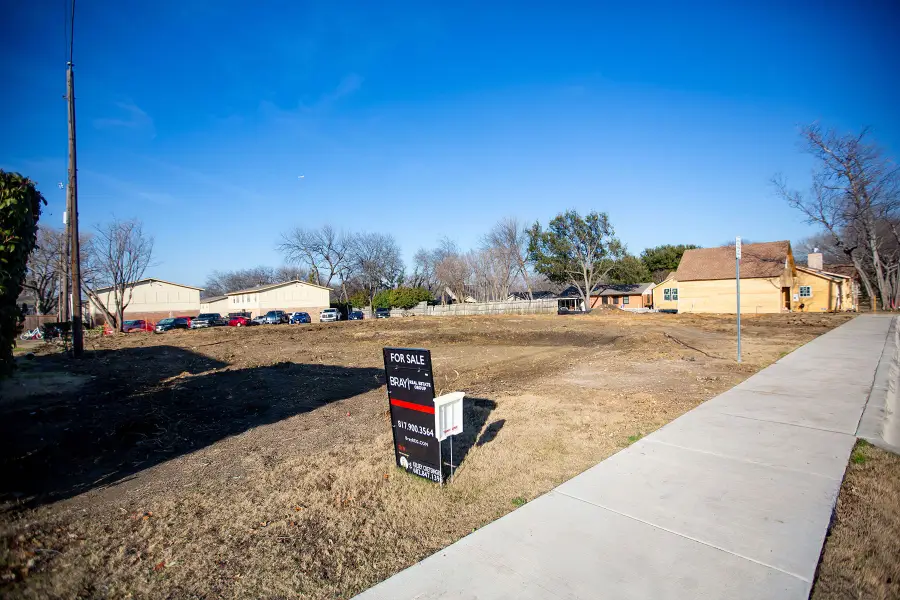 717 E Worth Street, Grapevine, TX 76051 - Image #3