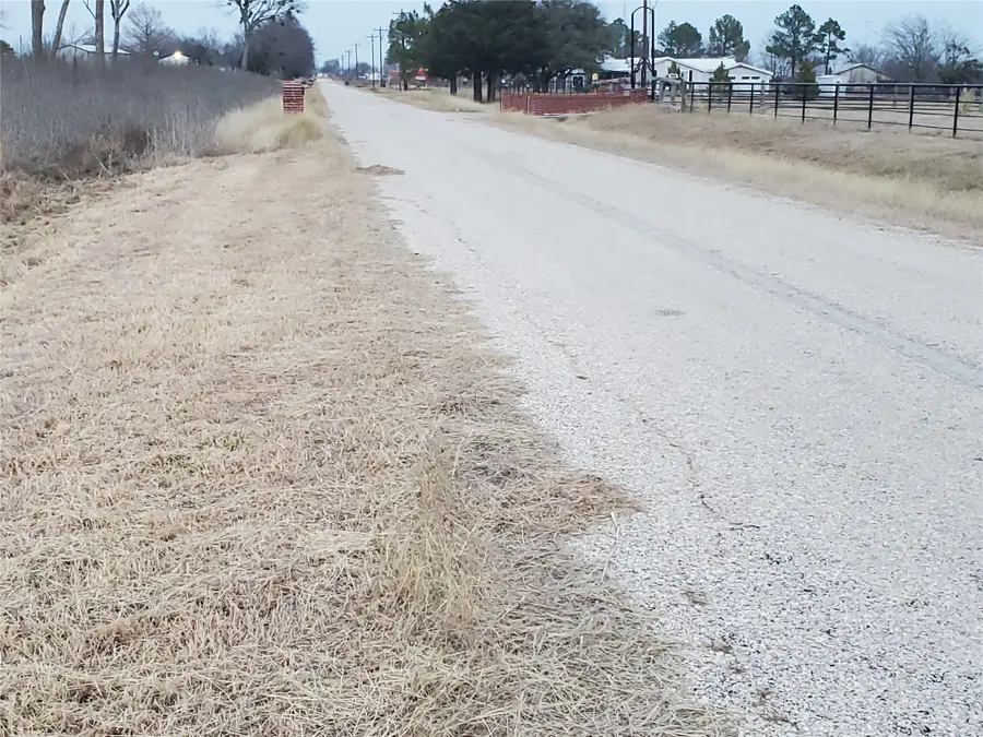 752 Rs County Road 1430, Point, TX 75472 - Image #2