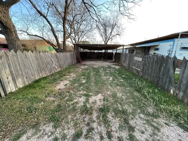 214 Coke Street, Tye, TX 79563 - Image #3