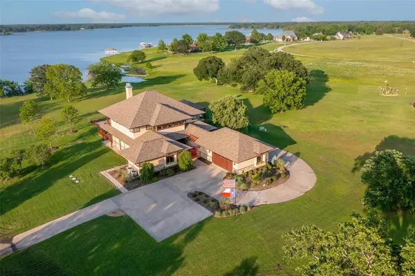 7320 S Shore, Bonham, TX 75418