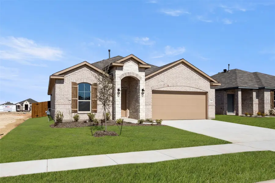 1904 Cheyenne Drive, Cleburne, TX 76033 - Image #2