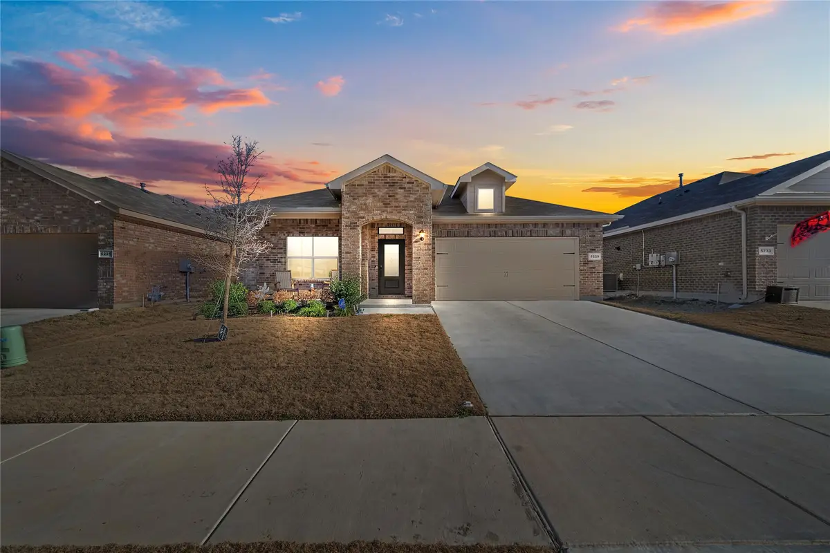 5229 Blue Night Drive, Fort Worth, TX 76179 - #1