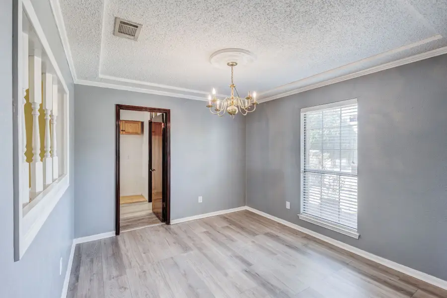 1718 Brighton Drive, Carrollton, TX 75007 - Image #3