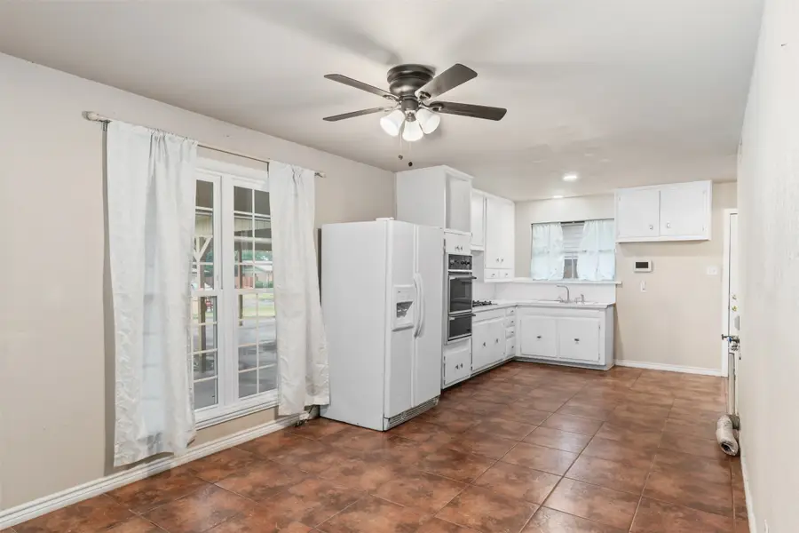 8308 Doreen Avenue, Fort Worth, TX 76116 - Image #2