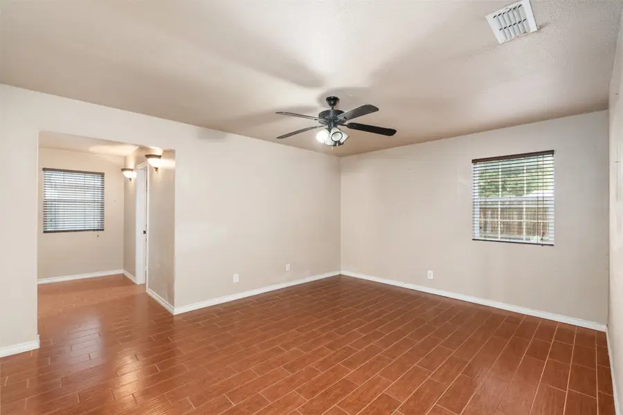 8308 Doreen Avenue, Fort Worth, TX 76116 - Image #3