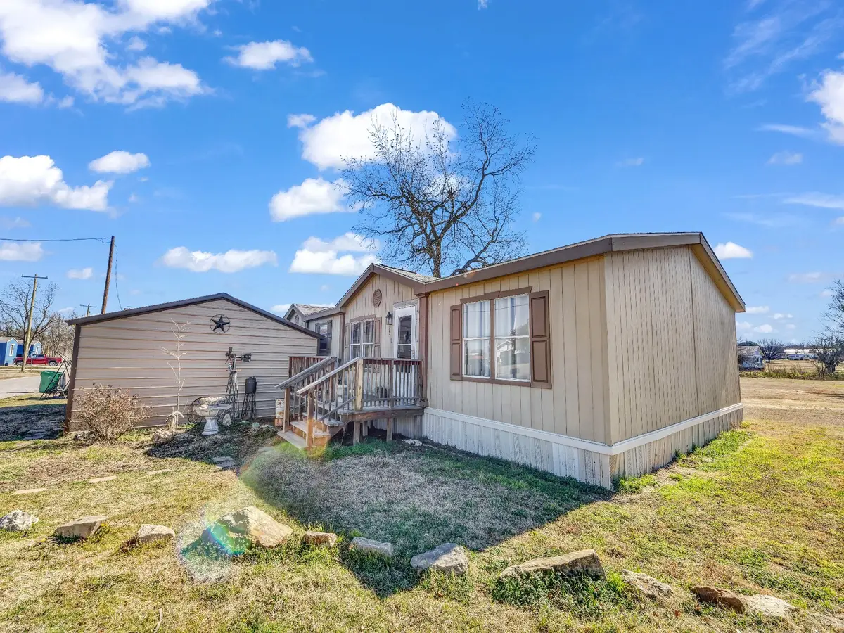 224 W Division Street, Graford, TX 76449 - Image #1