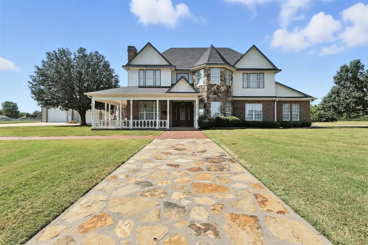 902 Booker Street, Sulphur Springs, TX 75482 - Image #1