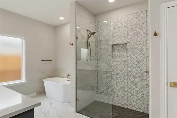 105 Wesson Street, Gun Barrel City, TX 75156