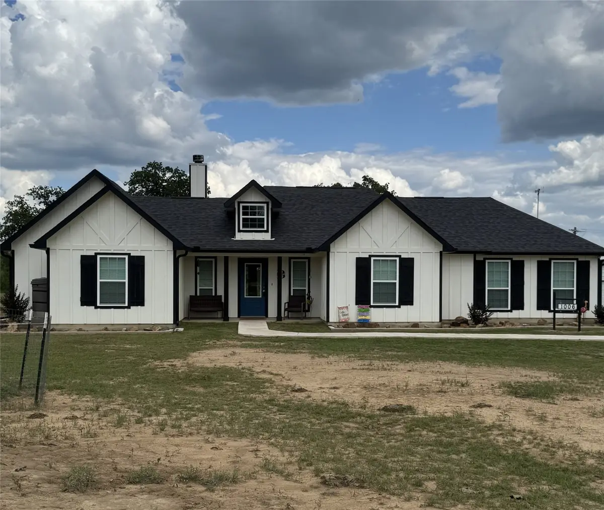 1006 High Point Drive, Mineral Wells, TX 76067 - Image #1