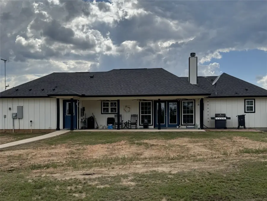 1006 High Point Drive, Mineral Wells, TX 76067 - Image #2