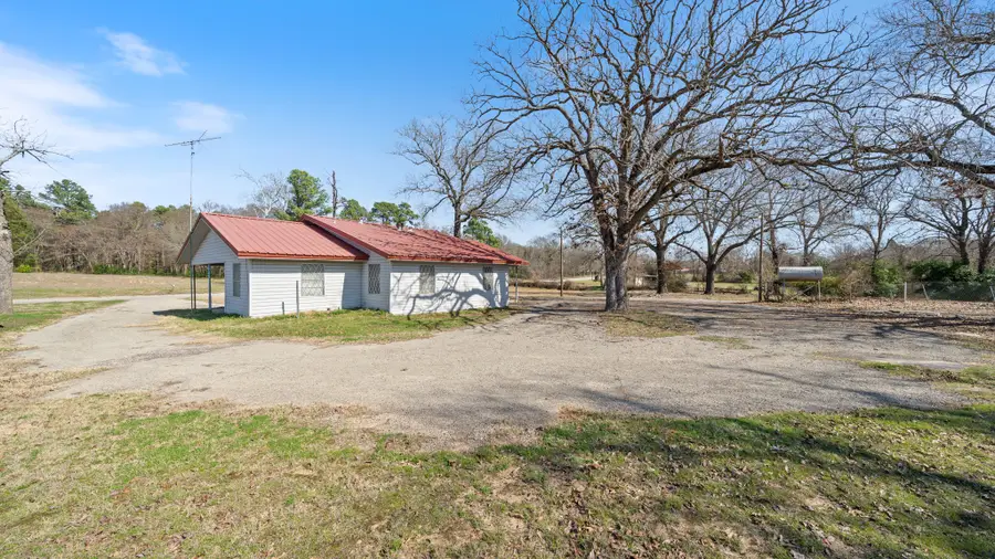 112 Gibson Road, Athens, TX 75751 - Image #2