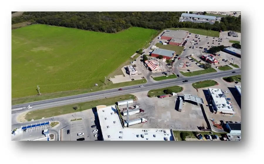 5611 S Interstate 35 W, Alvarado, TX 76009 - Image #2