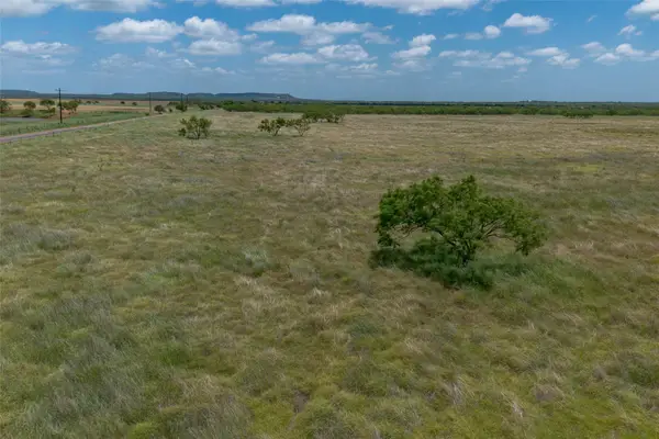 T5 County Road 204, Bradshaw, TX 79567