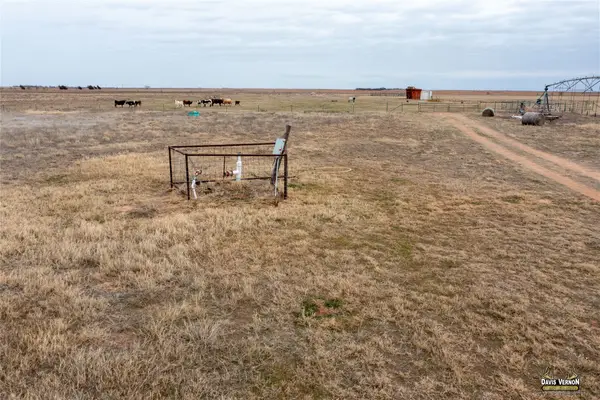 0 Cr 4354, Munday, TX 76371